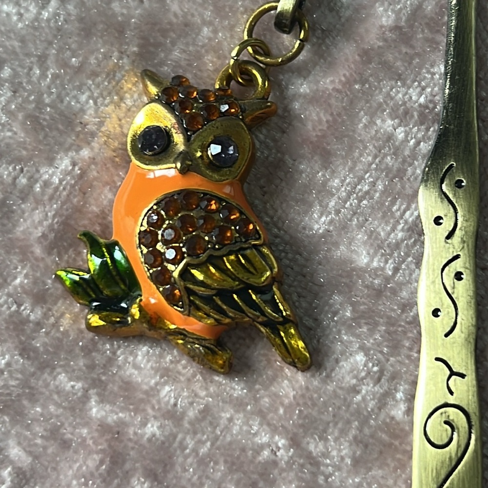 Vintage metallic owl bookmark